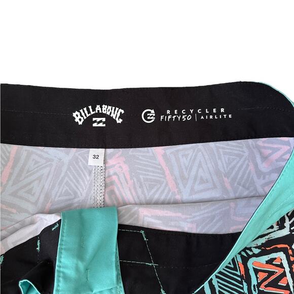 Billabong Mens 32 Boardshorts Swim Surf Fifty50 Recycled Airlite 90s Geo Print - Picture 3 of 7